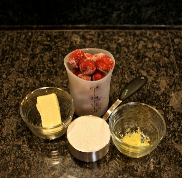 Strawberry syrup ingredients