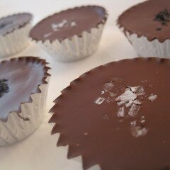 Chocolate-Covered Salted Peanut Cajeta Cups