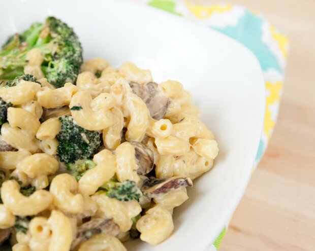 Macaroni & Cheeze with Roasted Broccoli and Criminis | www.spachethespatula.com #vegan #recipe