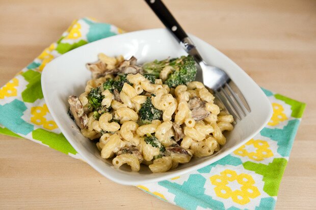 Macaroni & Cheeze with Roasted Broccoli and Criminis | www.spachethespatula.com #vegan #recipe