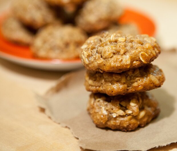 Orange-Tahini Pine Nut Cookies | www.spachethespatula.com #recipe (with #vegan and #gluten-free options!)