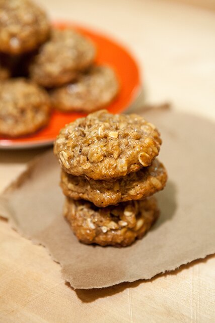 Orange-Tahini Pine Nut Cookies | www.spachethespatula.com #recipe (with #vegan and #gluten-free options!)