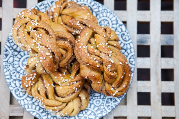 Pumpkin-Biscoff Knots | www.spachethespatula.com #recipe