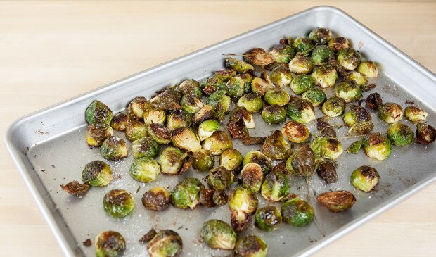 Simply Roasted Brussels Sprouts | www.spachethespatula.com #recipe