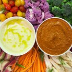 How To: Make the Best Veggie Tray Ever (with Garlicky Dip & Romesco) | www.spachethespatula.com