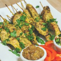 Chicken Satay (Sa-Te Kai) | www.spachethespatula.com #recipe