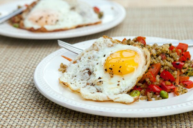 Pesto Fried Rice | www.spachethespatula.com #recipe