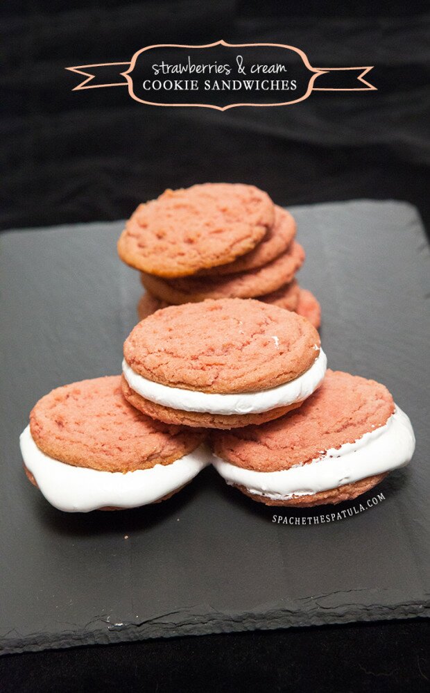 Strawberries & Cream Cookie Sandwiches | www.spachethespatula.com #recipe