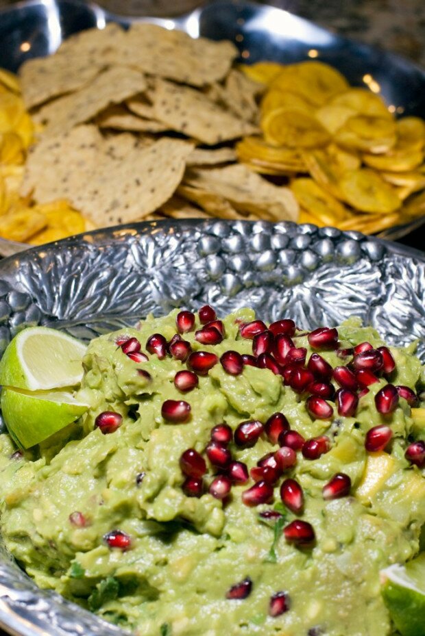 Pomegranate and Mango Guacamole | www.spachethespatula.com #recipe