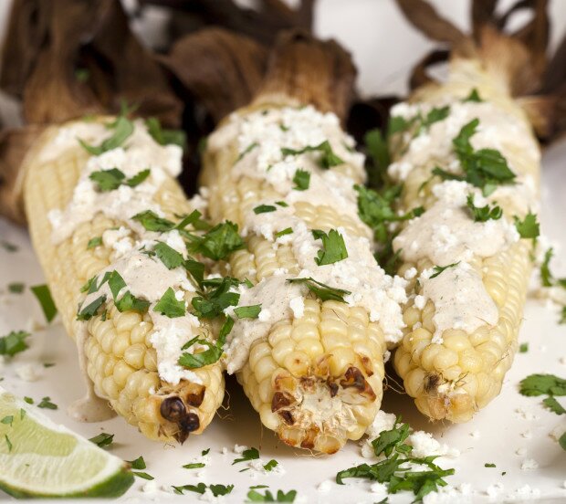 Oaxacan-Style Corn on the Cob | www.spachethespatula.com #recipe