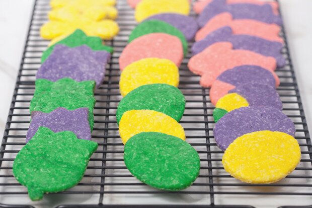 Coconut Easter Cookies | www.spachethespatula.com #recipe