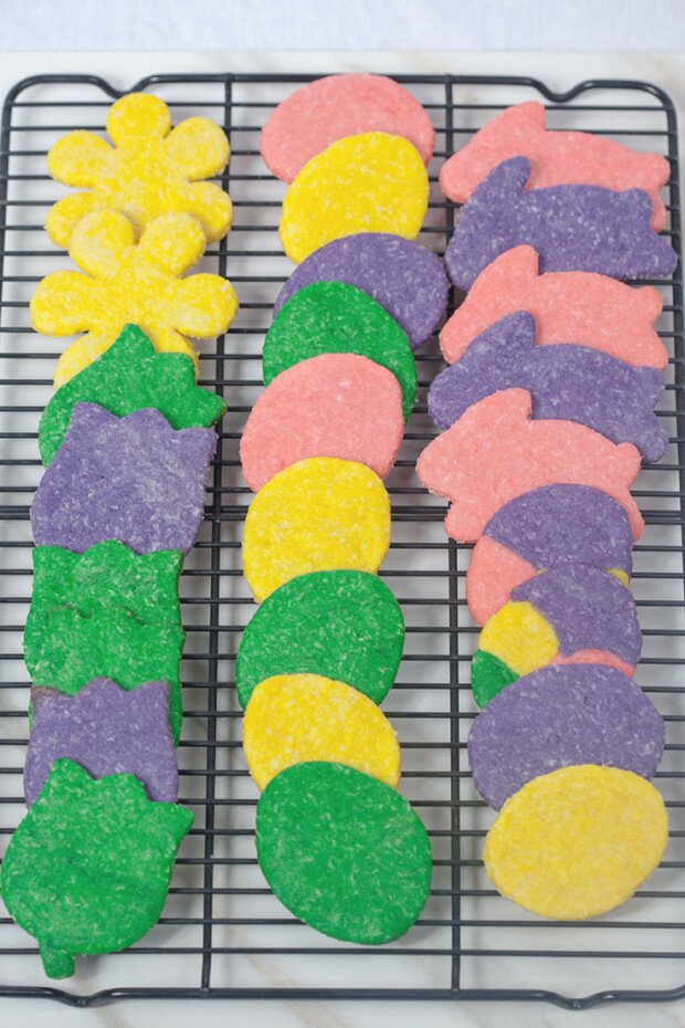 Coconut Easter Cookies | www.spachethespatula.com #recipe