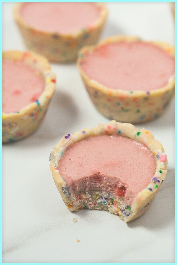 Funfetti Cookie Cups filled with Strawberry Milkshake Panna Cotta | www.spachethespatula.com #recipe