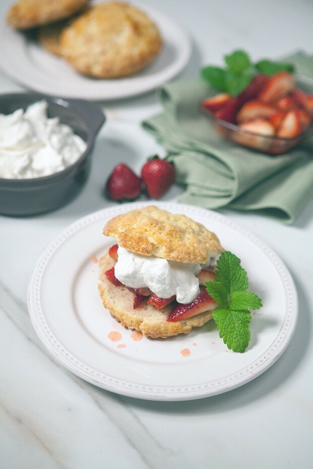 Strawberry Shortcakes | www.spachethespatula.com #recipe