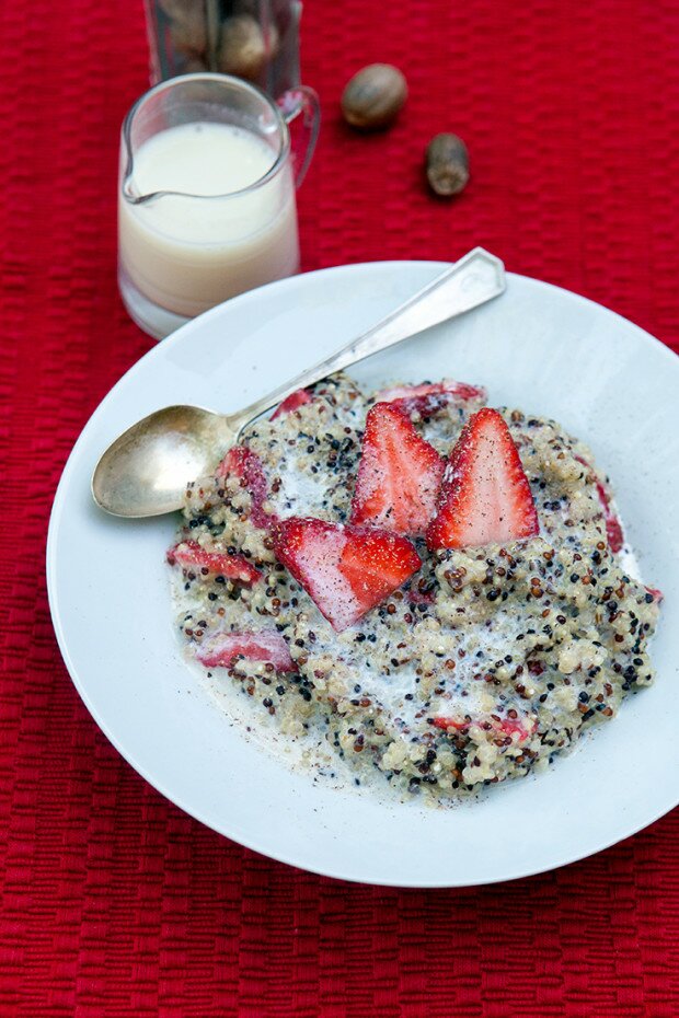 Strawberries and Cream Breakfast Quinoa | www.spachethespatula.com #recipe