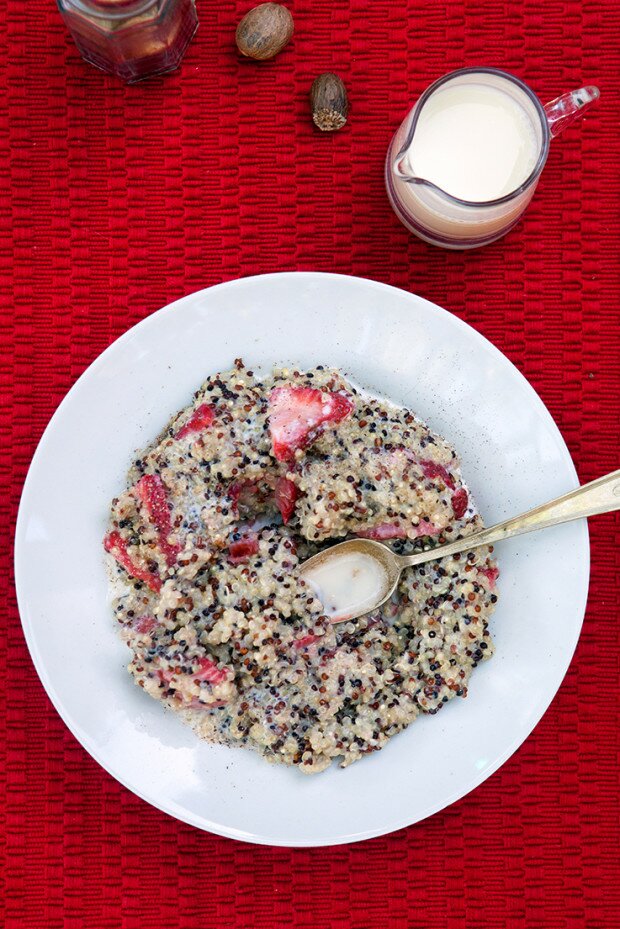 Strawberries and Cream Breakfast Quinoa | www.spachethespatula.com #recipe