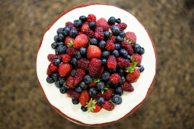 Fourth of July Cake | www.spachethespatula.com #recipe