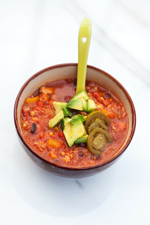 Skinny Turkey Chili | www.spachethespatula.com #recipe