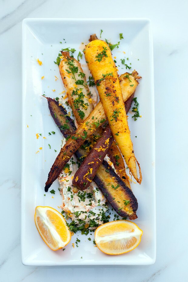 Spice-Crusted Carrots with Harissa Yogurt | www.spachethespatula.com #recipe