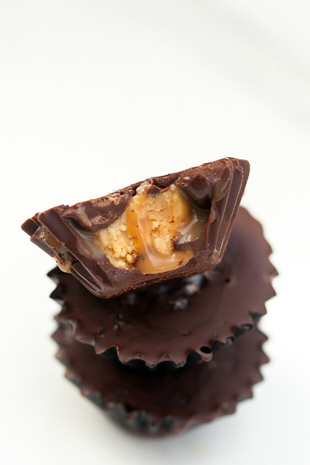 Super Simple Stuffed Chocolates (Salted Caramel + Peanut Butter, Peanut Butter Caramel, and Maraschino Cherry) | www.spachethespatula.com #recipe