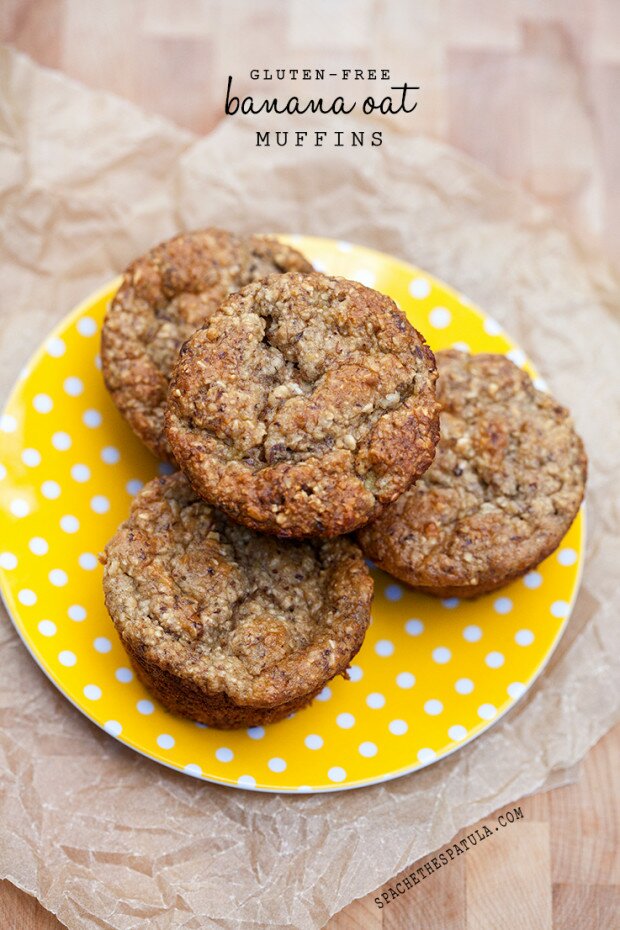 Banana Oat Muffins #glutenfree | www.spachethespatula.com #recipe