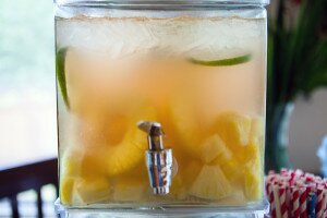 (Somewhat) Patriotic Sangrias | www.spachethespatula.com #recipe