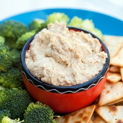 Party Perfect Microwave Hummus | www.spachethespatula.com #recipe