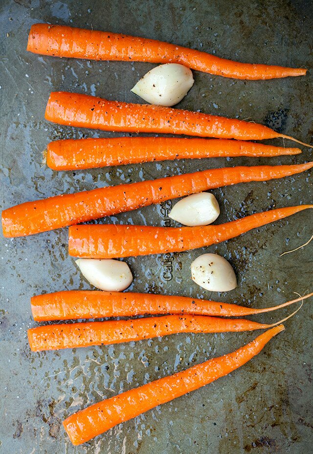 Homemade gnocchi takes just 15 minutes to make! Serve it with this outrageously tasty roasted carrot sauce for one of the best meals you'll ever taste! | www.spachethespatula.com #recipe