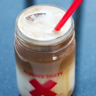 Just like Starbuck's iced caramel macchiato, but with maple! Stupid easy, but crazy good! | www.spachethespatula.com #recipe