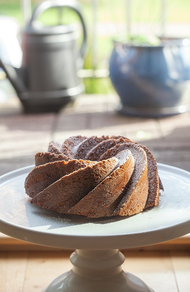 This super moist pound cake is fantastic for breakfast of brunch, or awesome for dessert when toasted and served with ice cream! | www.spachethespatula.com #recipe