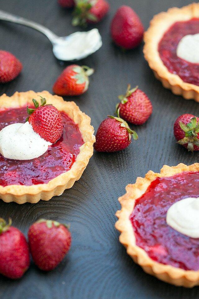 These adorable little tarts are the best way to use your Spring strawberries! | www.spachethespatula.com #recipe