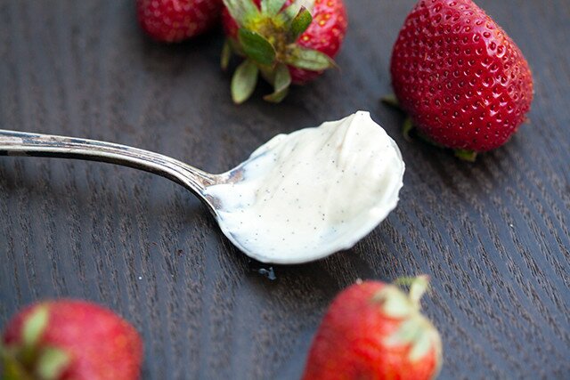 These adorable little tarts are the best way to use your Spring strawberries! | www.spachethespatula.com #recipe