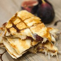 These chicken and fig quesadillas are savory, sweet, and super-duper cheesy! | www.spachethespatula.com #recipe