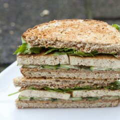 I have been eating this strange-sounding #vegan sandwich for almost 10 years, and it's a personal favorite! | www.spachethespatula.com #recipe