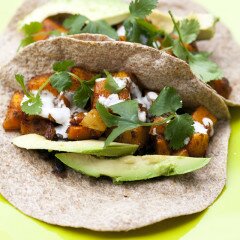 Crazy satisfying vegetarian tacos that are slightly smoky, slightly spicy, slightly sweet, and fully delicious! | www.spachethespatula.com #recipe