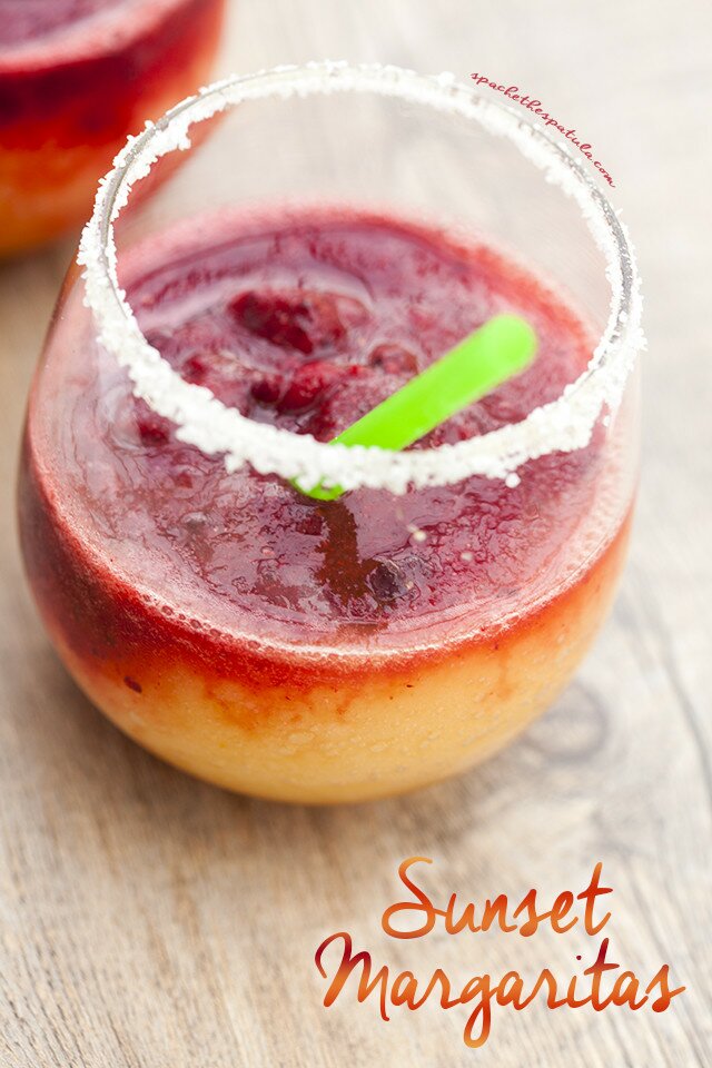 These pretty margaritas use apricots and marionberries to emulate the colors of a sunset! | www.spachethespatula.com #recipe