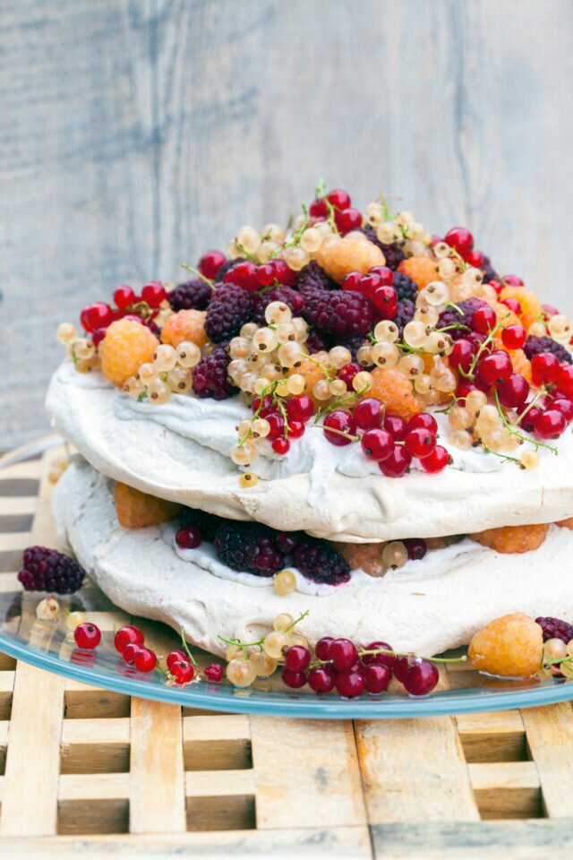 This crisp, creamy, perfectly delicious, lavender-scented pavlova is 100% #vegan and you would never know | www.spachethespatula.com #recipe #aquafaba