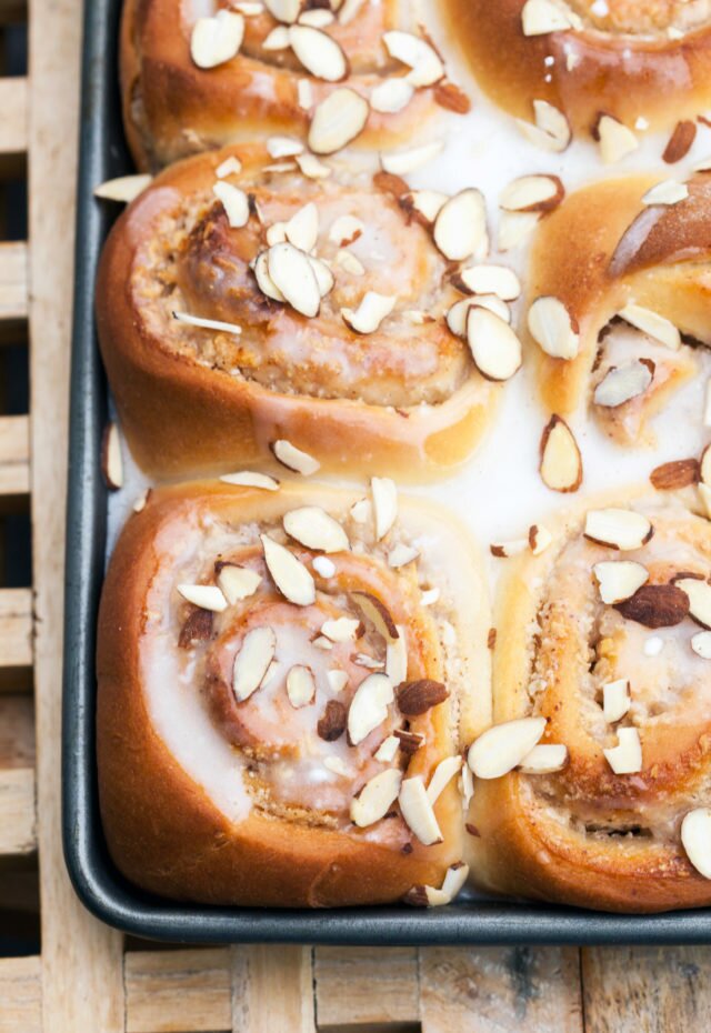 These sticky sweet coconut-almond treats are soft, fluffy, insanely delicious, and somehow #vegan |www.spachethespatula.com #recipe