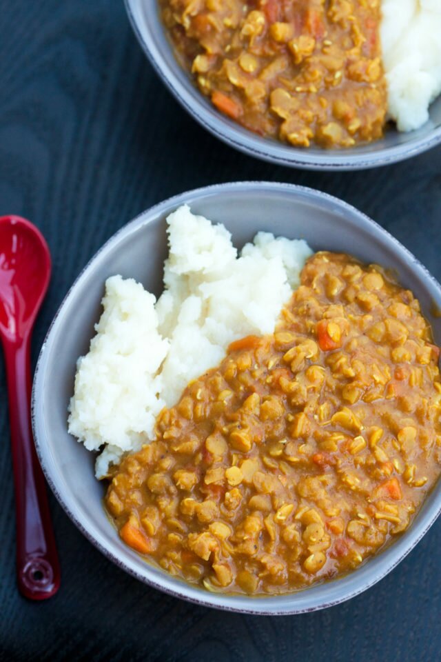 A super easy, and super tasty curried lentil dish that pairs perfectly with everything from mashed potatoes to flatbread | www.spachethespatula.com #recipe #vegan